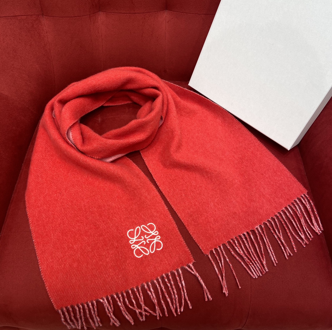 𝐋𝐎𝐄𝐖𝐄 Classic basic scarf for men and women 90% wool 10% cashmere