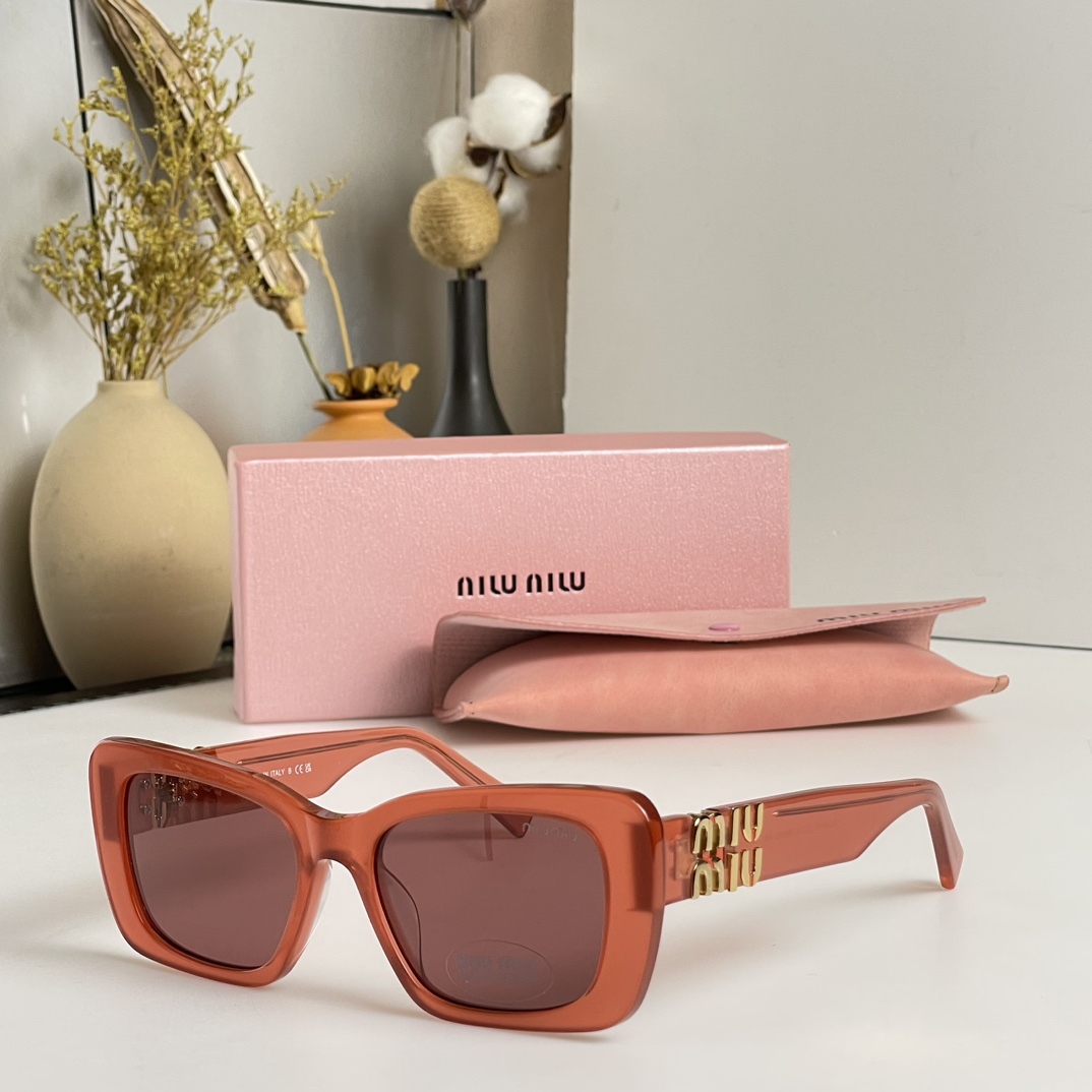 MIUMIU MODEL：MU 07YS