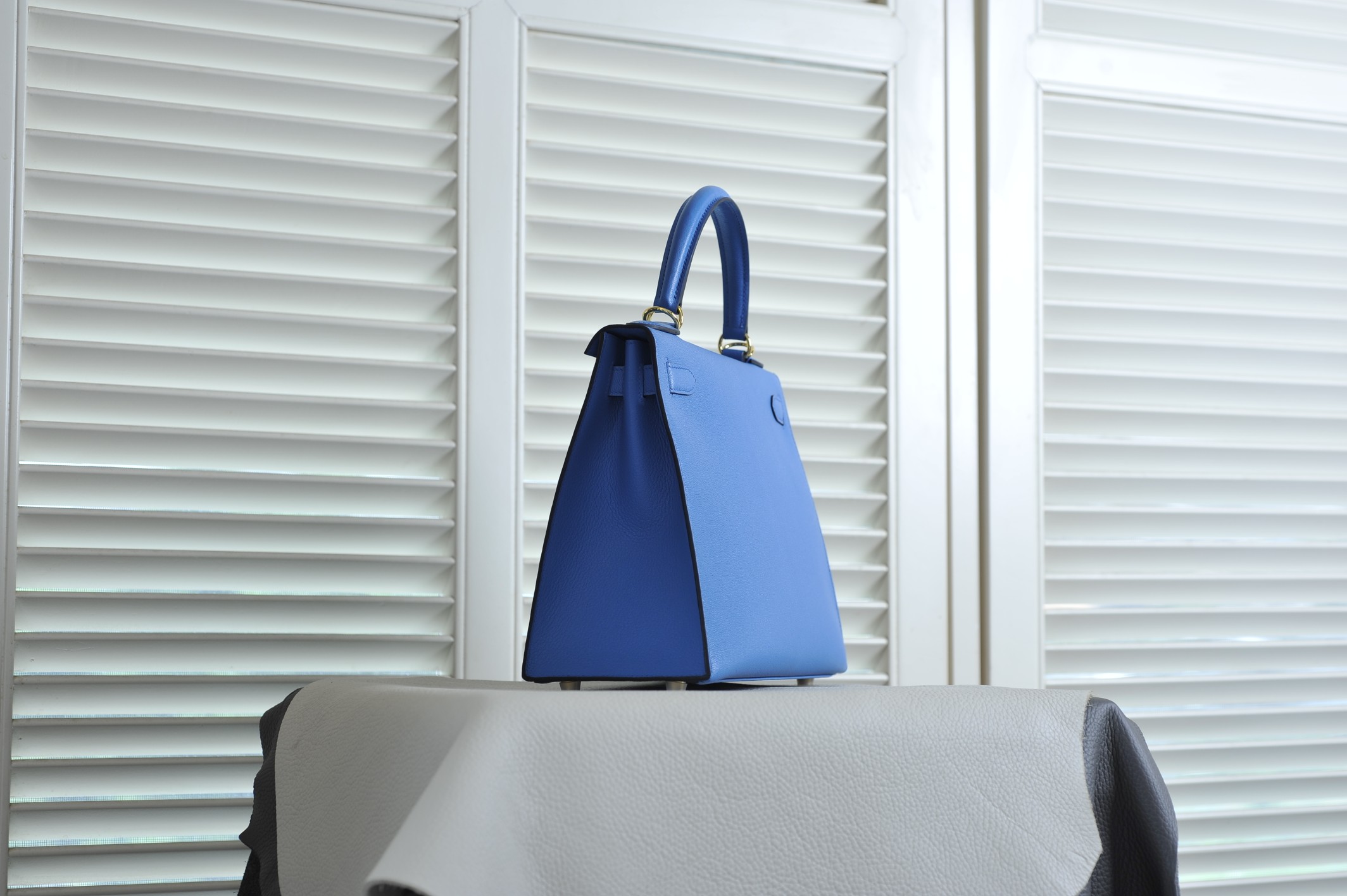 Kelly 25 Florida Blue Goatskin Gold Buckle