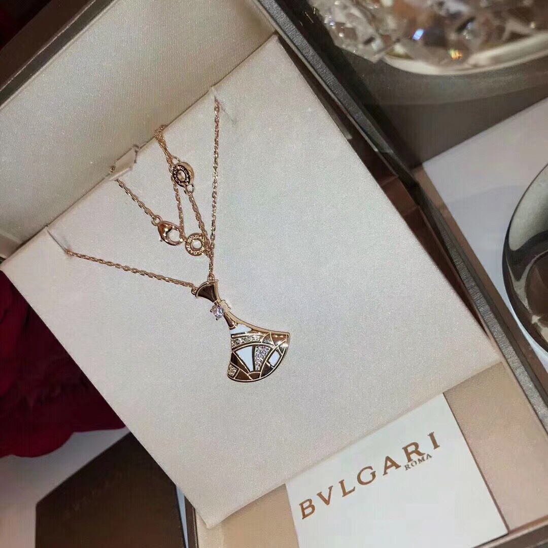 BVLGARI  necklace
