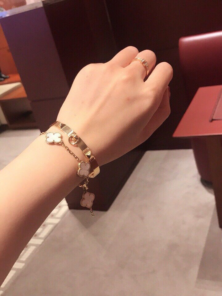 Hermes bracelet