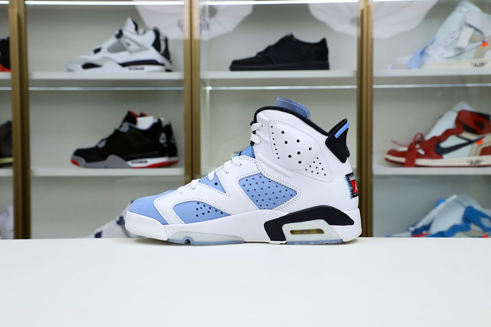 AIR JORDAN 6 RETRO UNC HOME