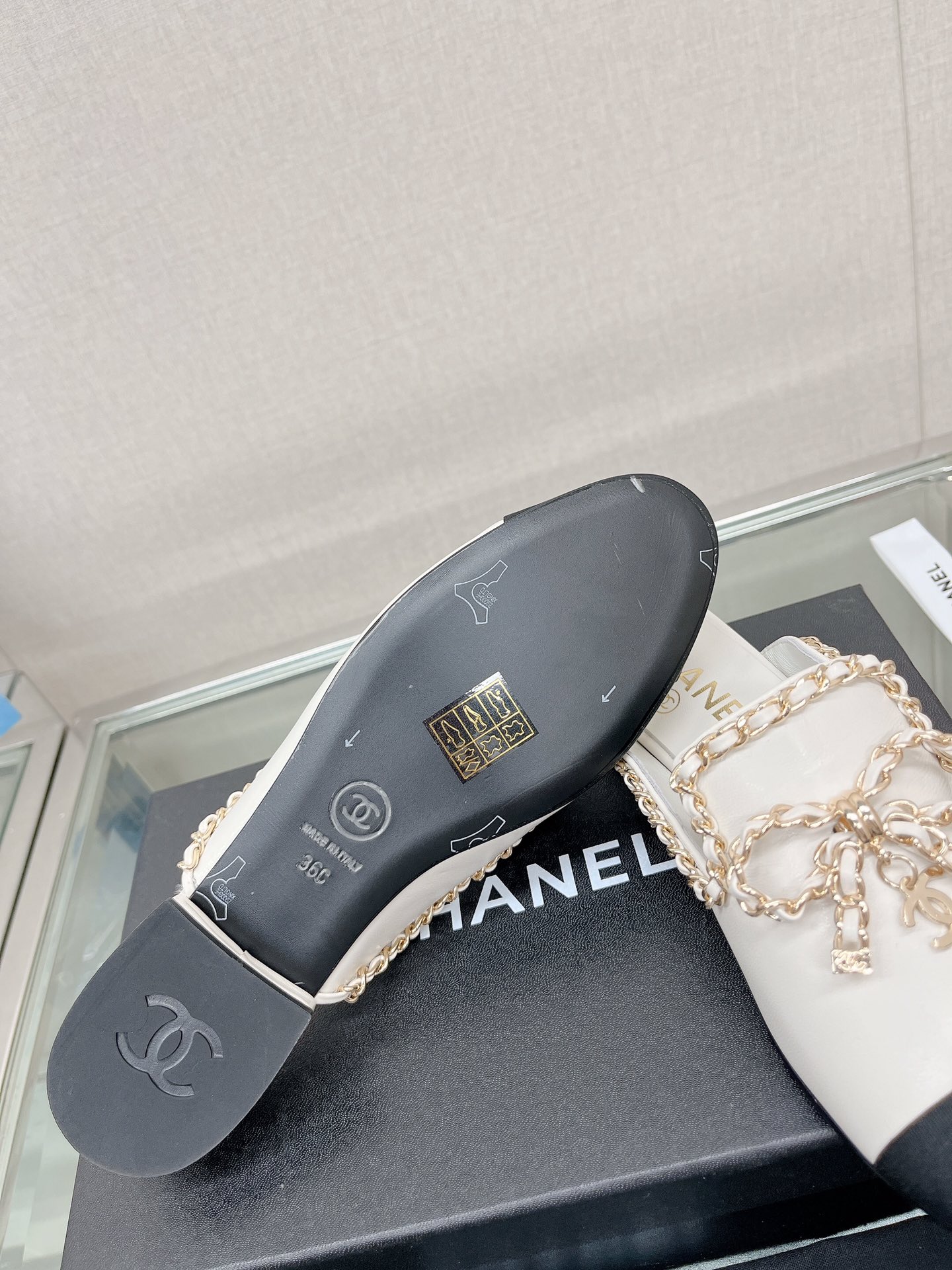 CHANEL 23Ss new chain bow half dragging mule shoes imported lambskin