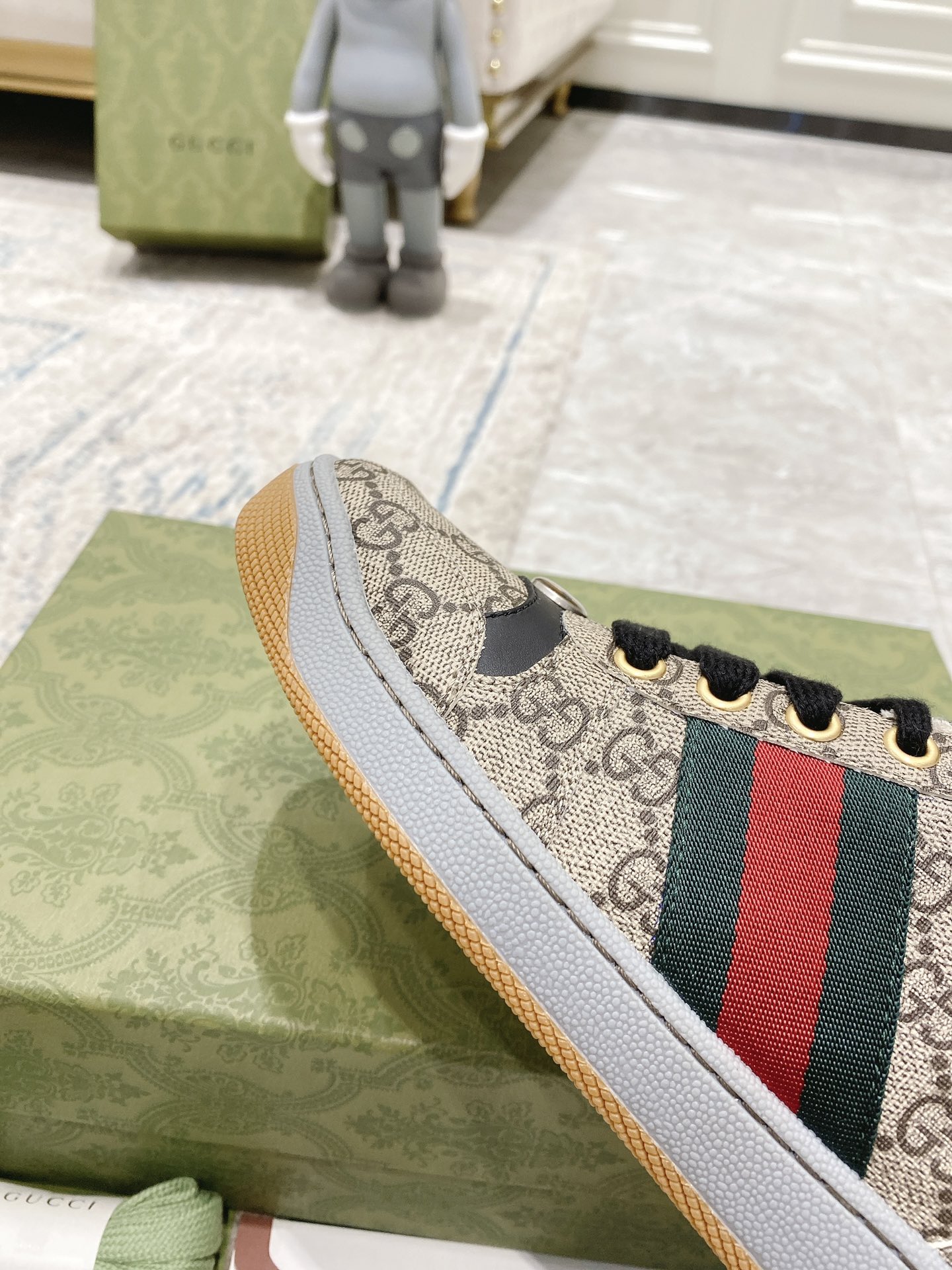 Gucci new upgraded small dirty shoes couple models