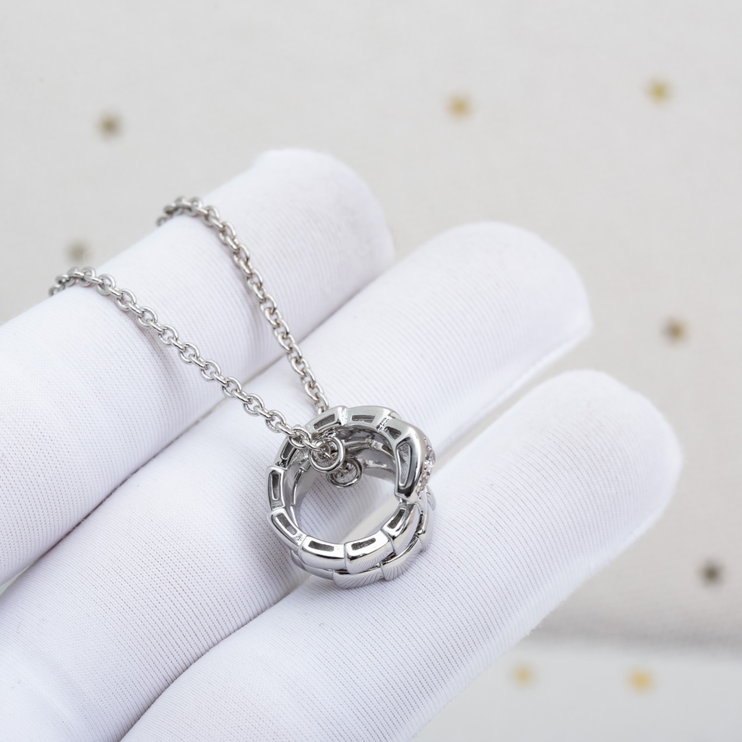 BVLGARI necklace