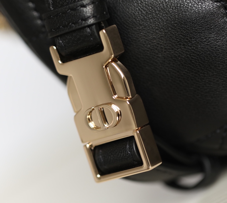 DIOR VIBE small dumpling bag