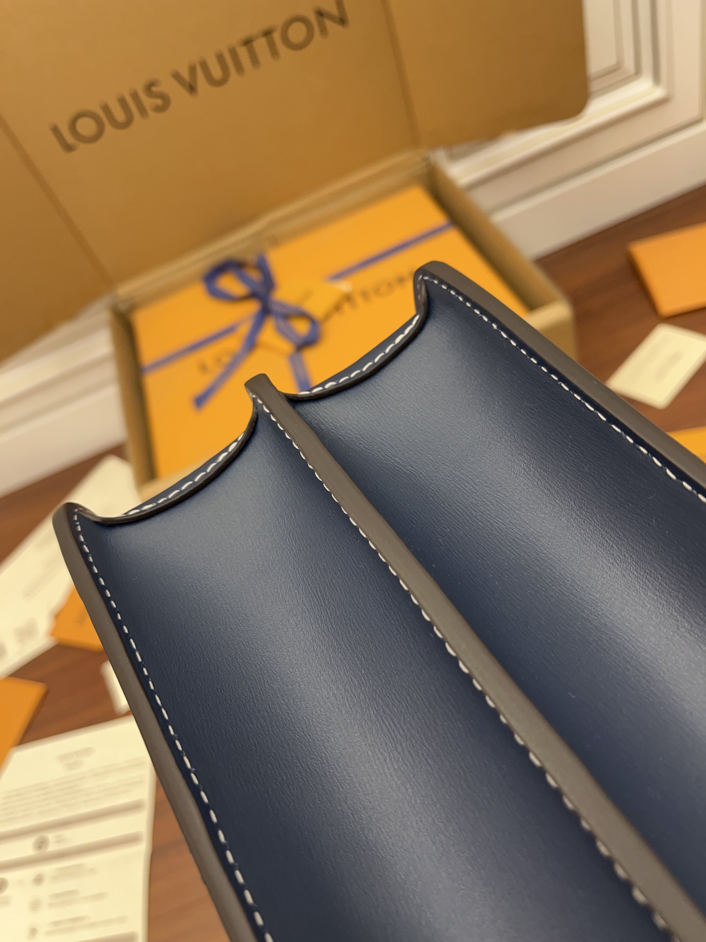 Louis Vuitton M59631