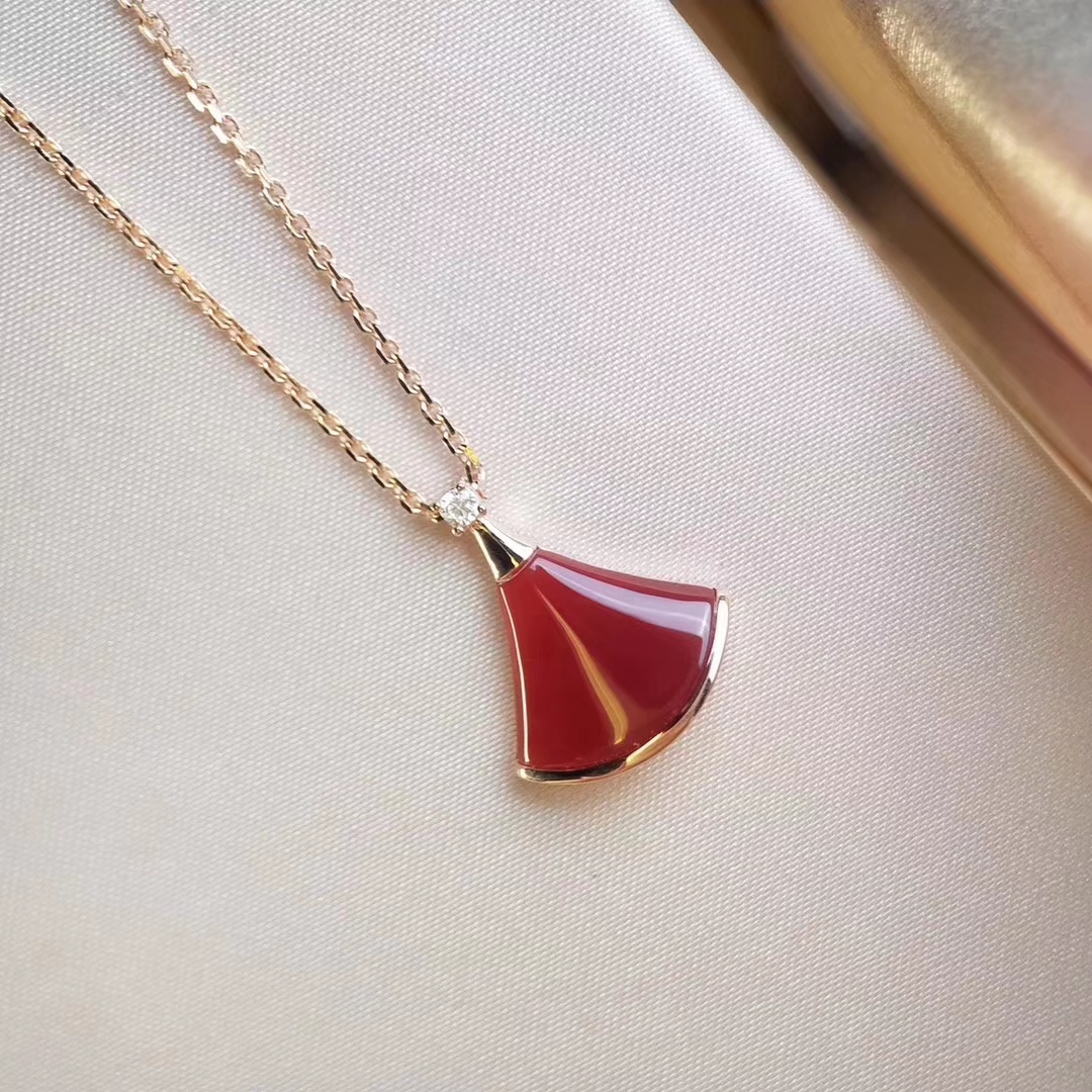 BVLGARI necklace
