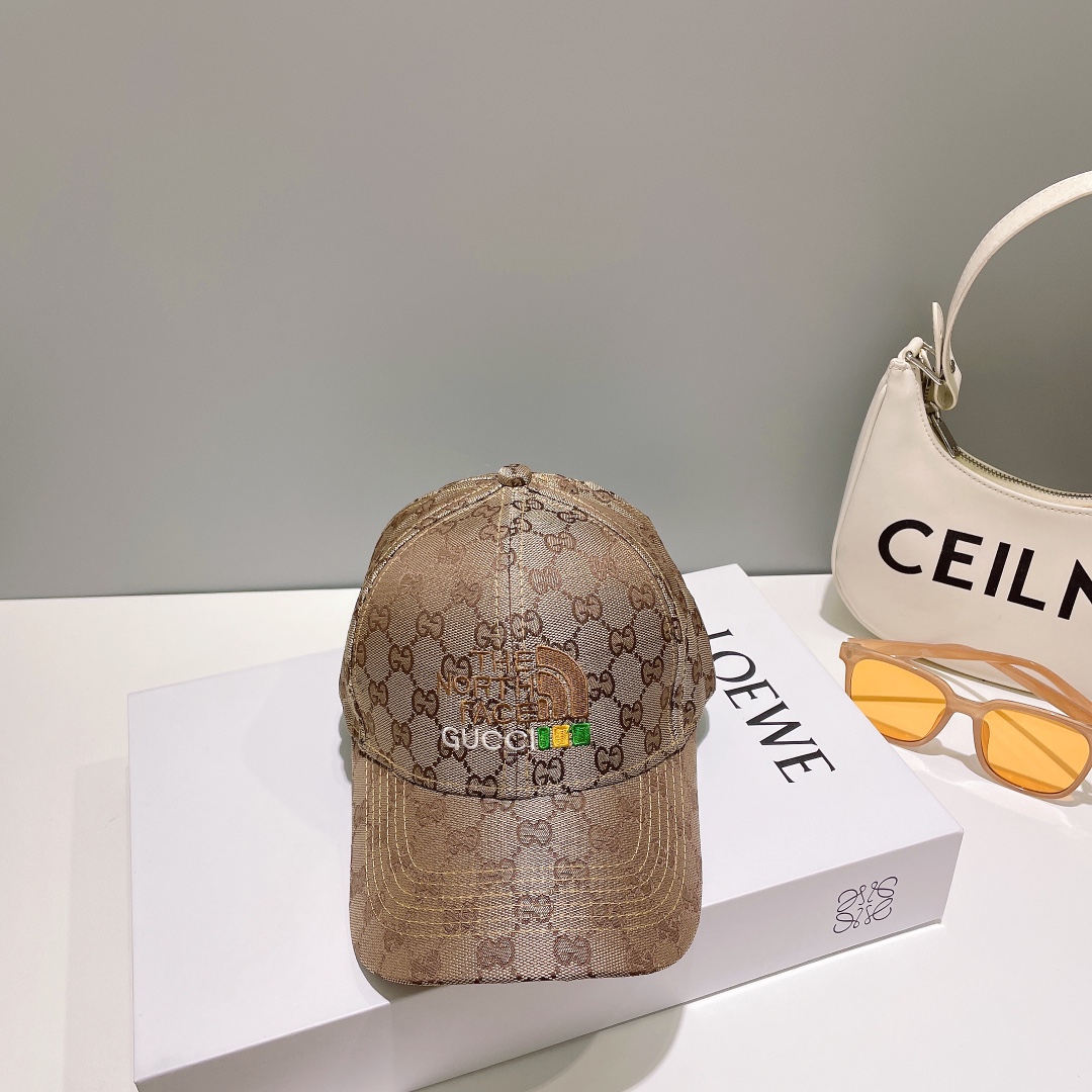 【GUCCI】Baseball cap
