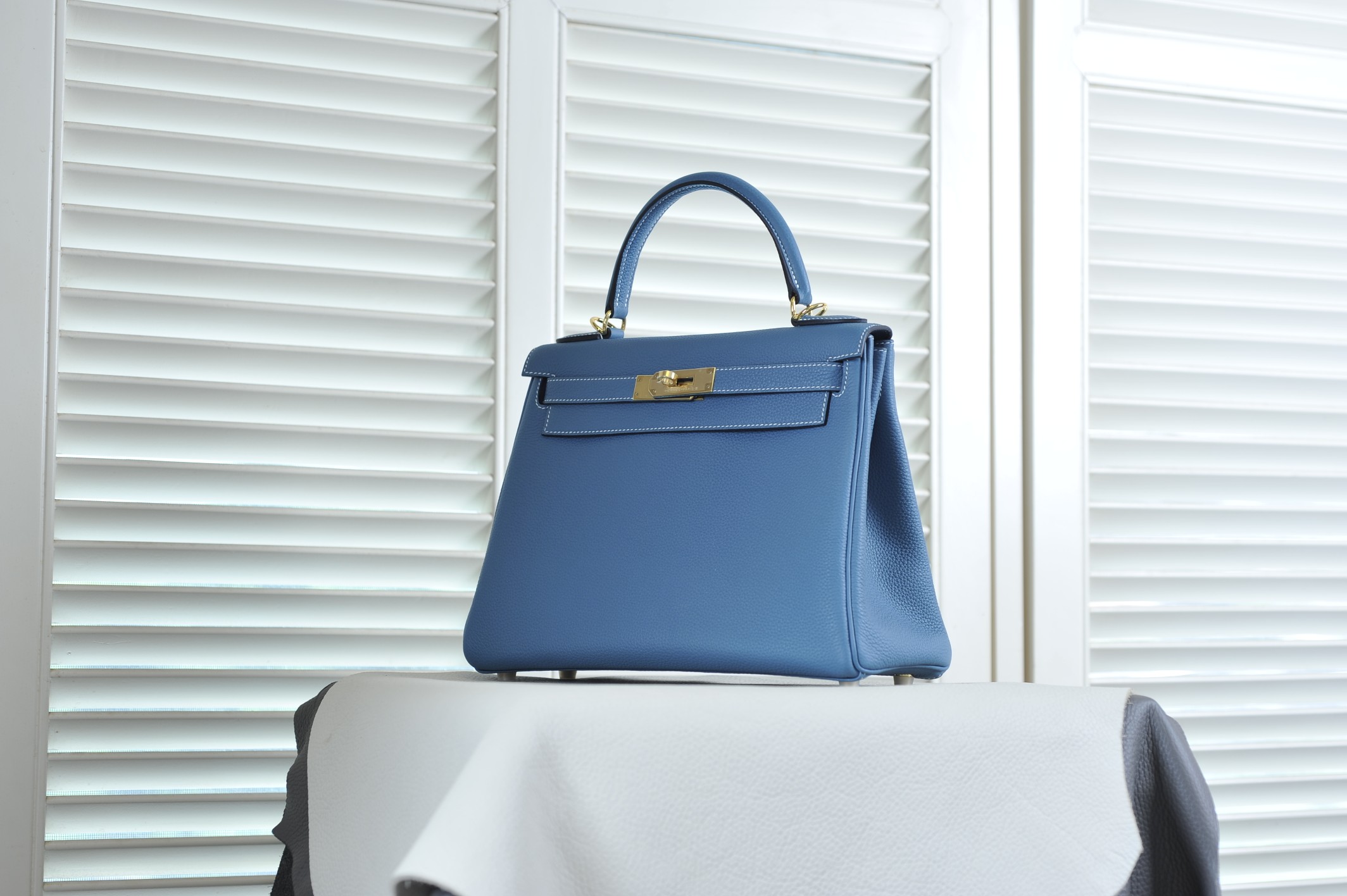 Kelly 28 denim blue togo leather gold buckle