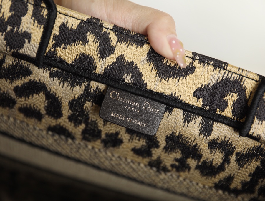 DIOR TOTE Leopard Print Shopping Bag