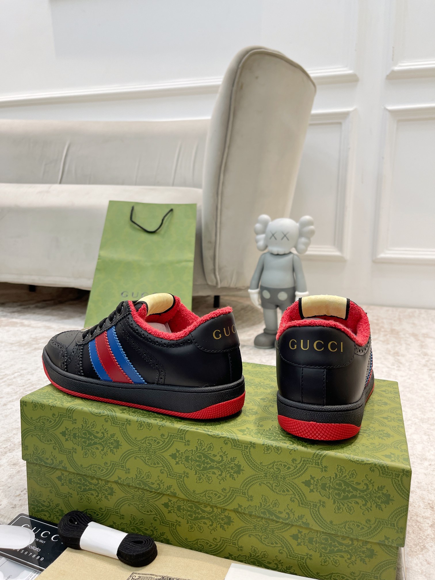 Gucci new upgraded small dirty shoes couple models