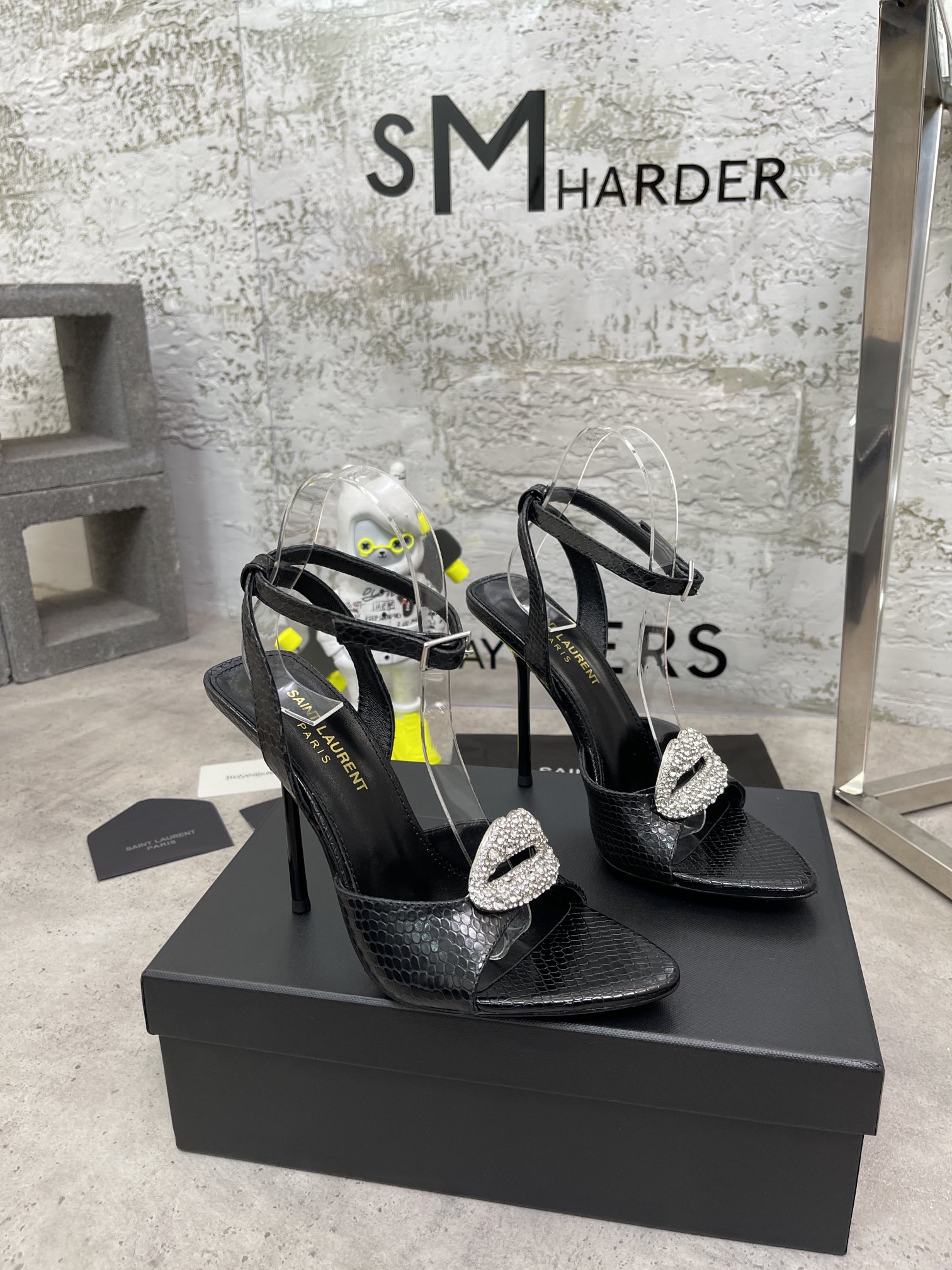 𝙎𝙖𝙞𝙣𝙩 𝙇𝙖𝙪𝙧𝙚𝙣𝙩 | 𝟐𝟎𝟐𝟐/𝐒𝐒 𝐧𝐞𝐰 YSL｜Early spring hot ysl high heel sandals Italian leather sole