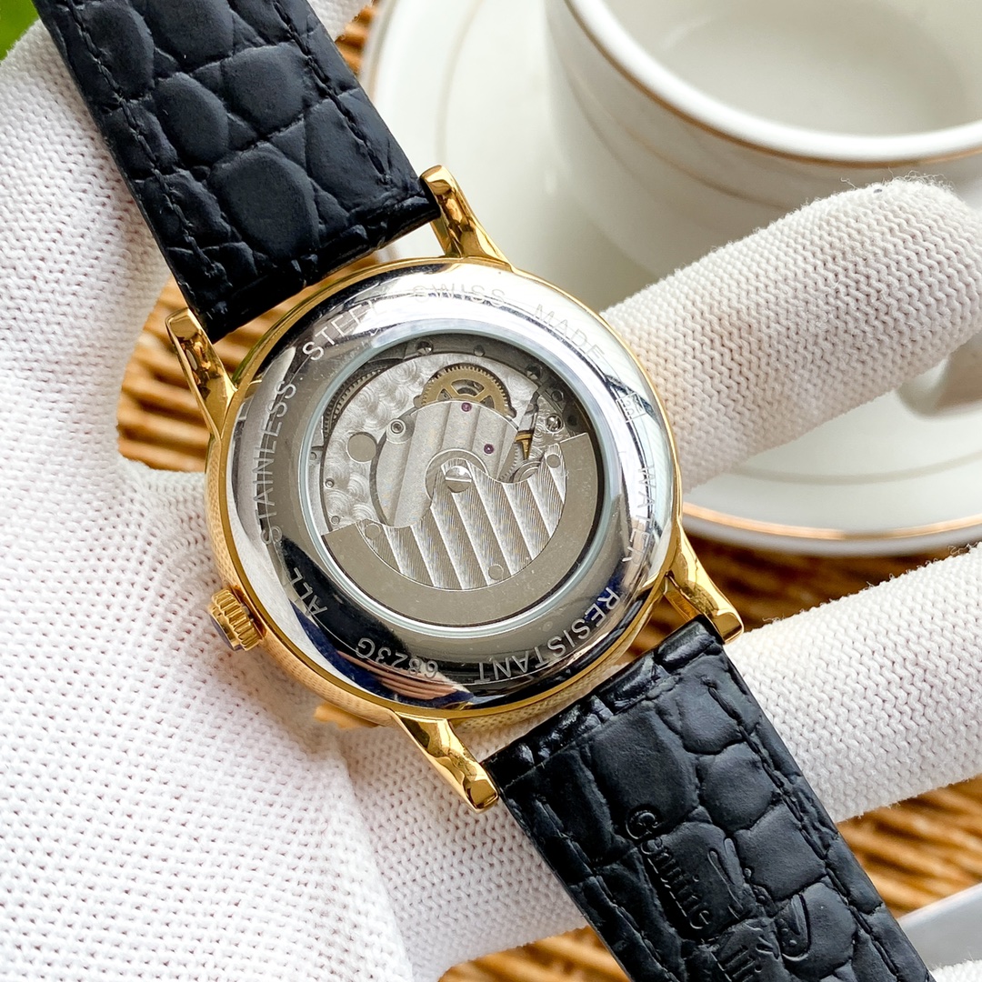 Jaeger-LeCoultre Fine Men's Watches