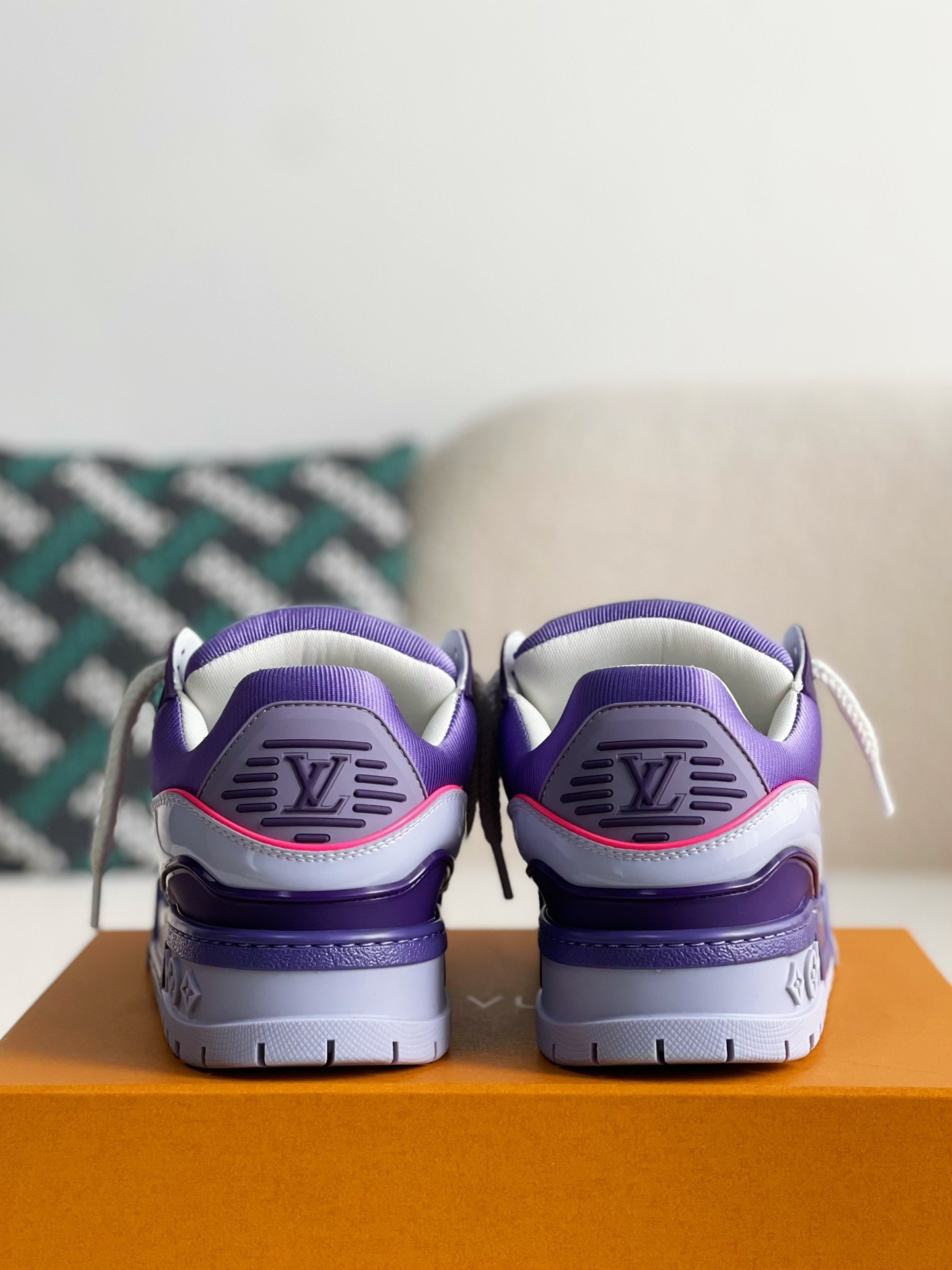 LOUIS VUITTON TRAINER MAXI SNEAKERS