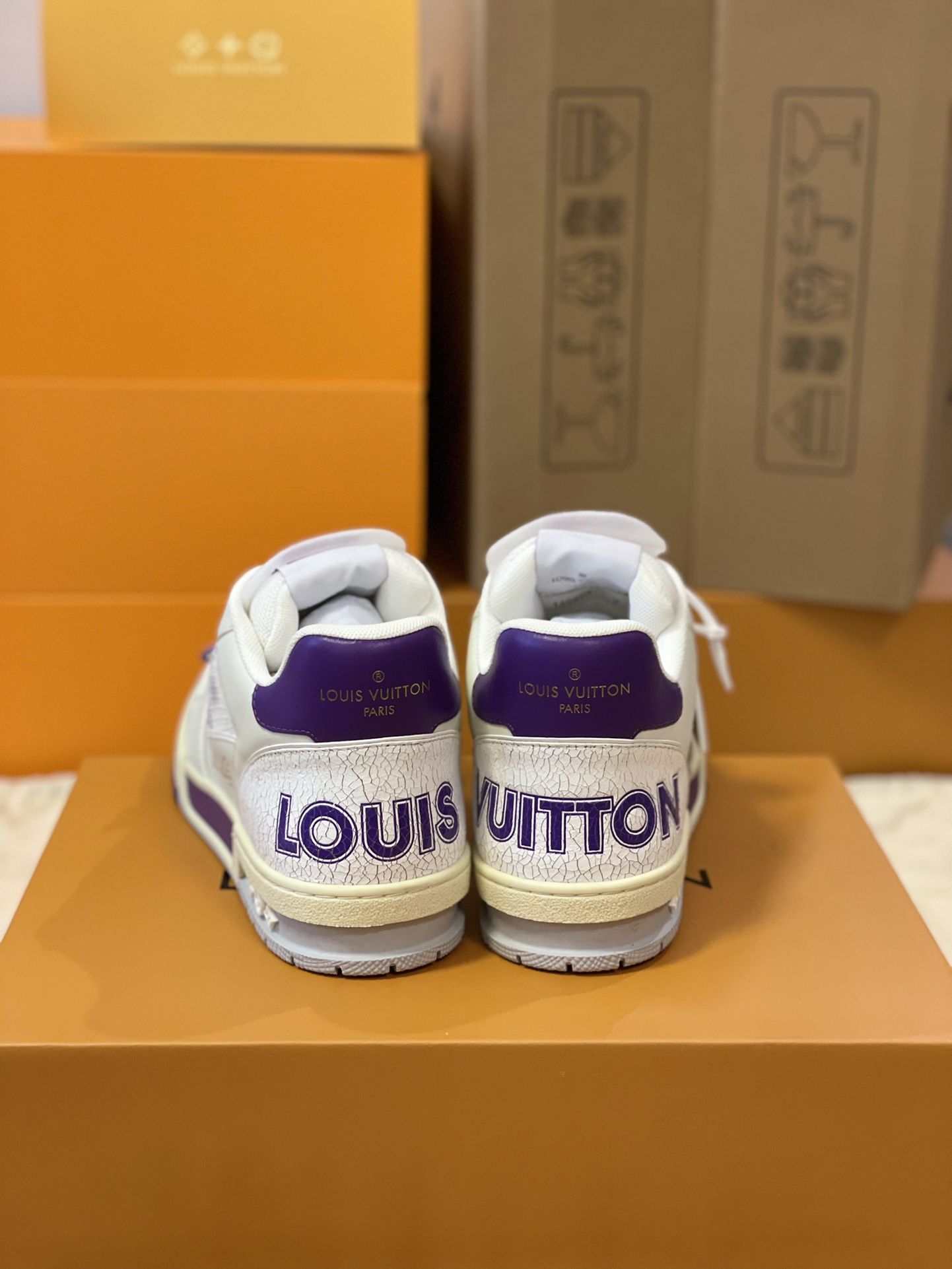 Louis Vuitton Trainer Couples Style 1A98UX