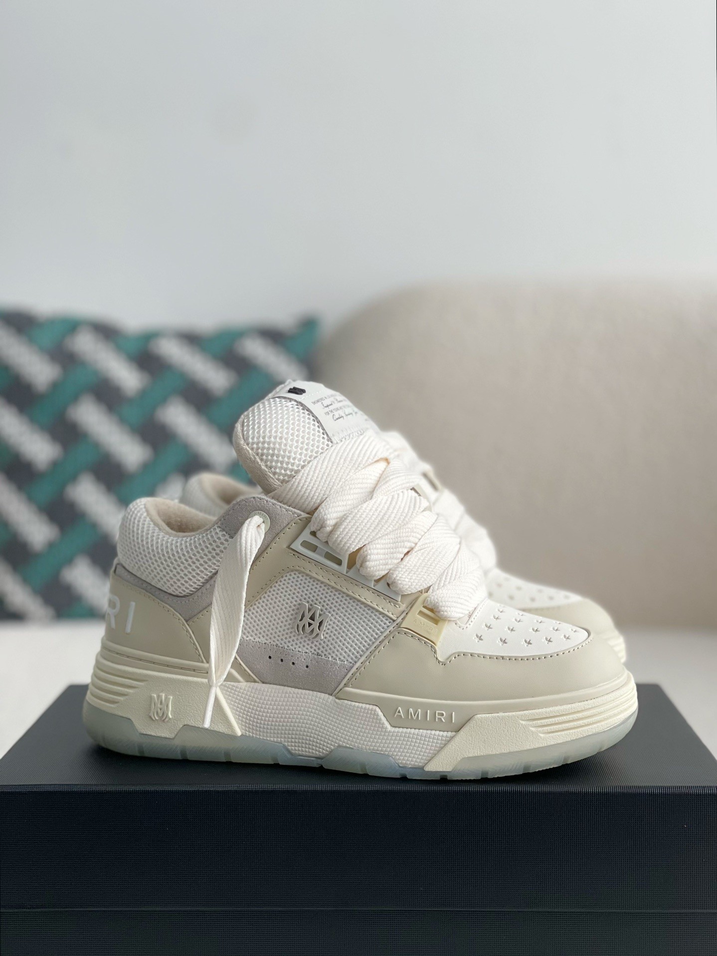 Amiri sneaker