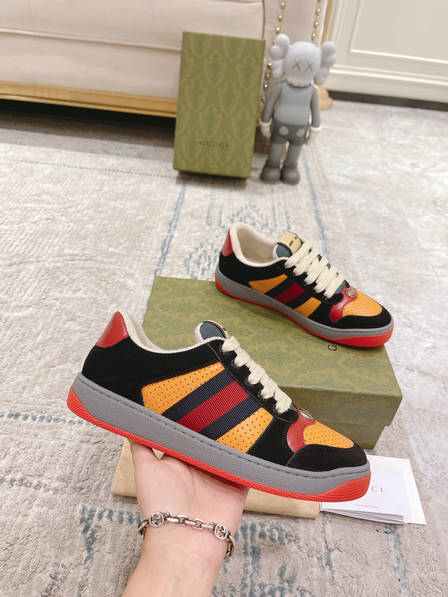 Gucci new upgraded small dirty shoes couple models