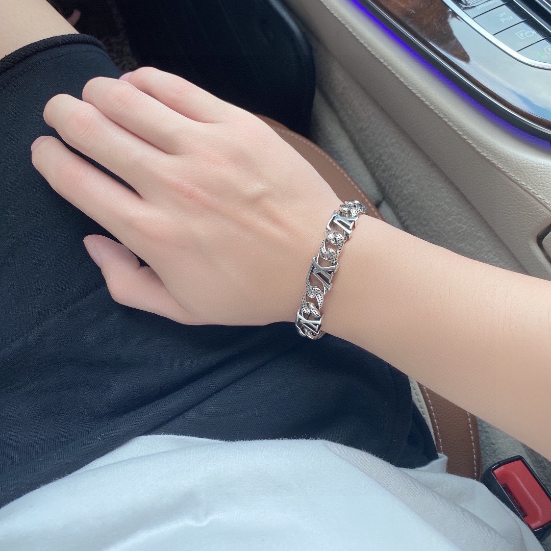 Louis Vuitton vintage silver bracelet couple's version 22cm20cm18cm changeable length