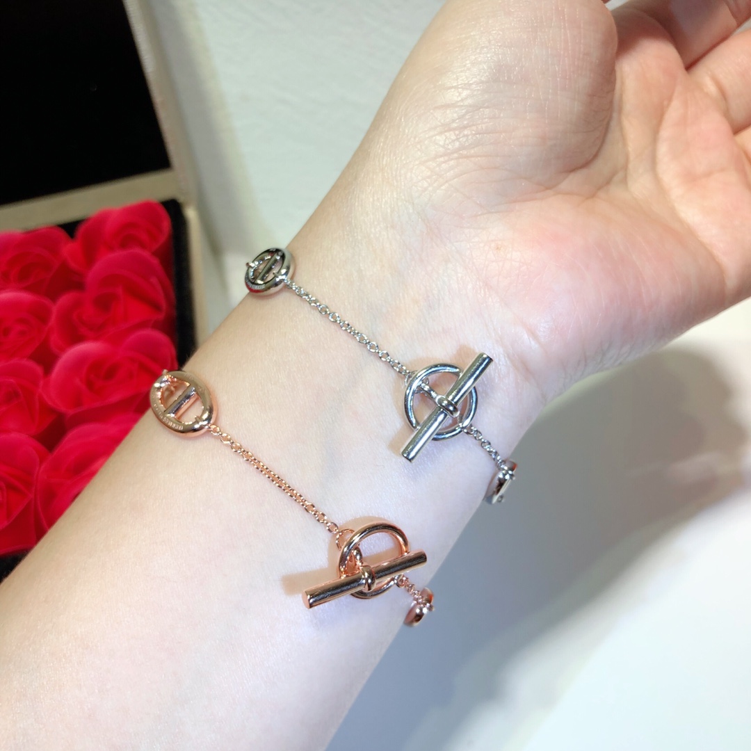 Hermes bracelet