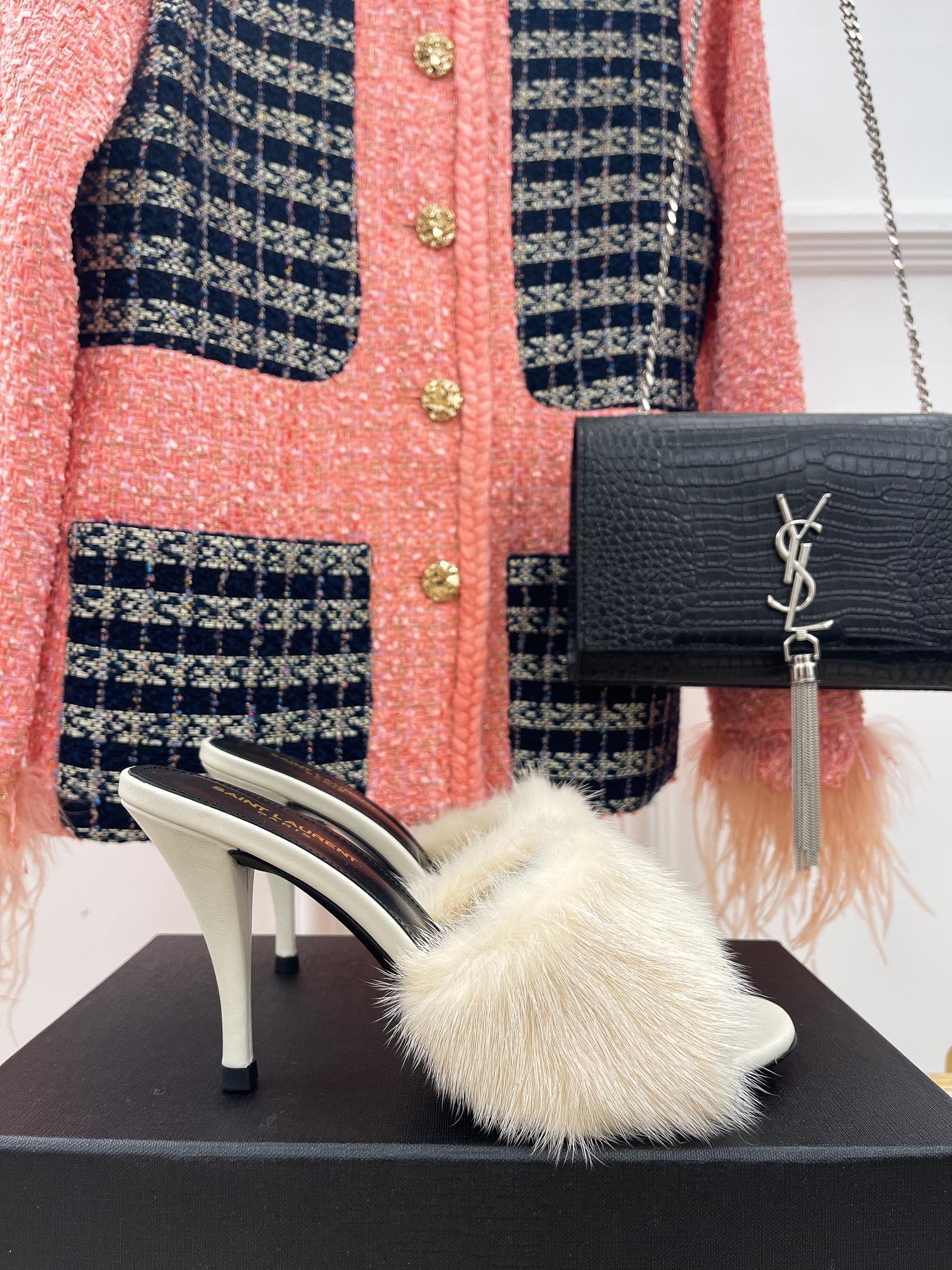 𝙎𝙖𝙞𝙣𝙩 𝙇𝙖𝙪𝙧𝙚𝙣𝙩 | 𝟐𝟎𝟐𝟐/𝐒𝐒 𝐧𝐞𝐰 YSL｜23ss early spring mink fur one high heel slippers