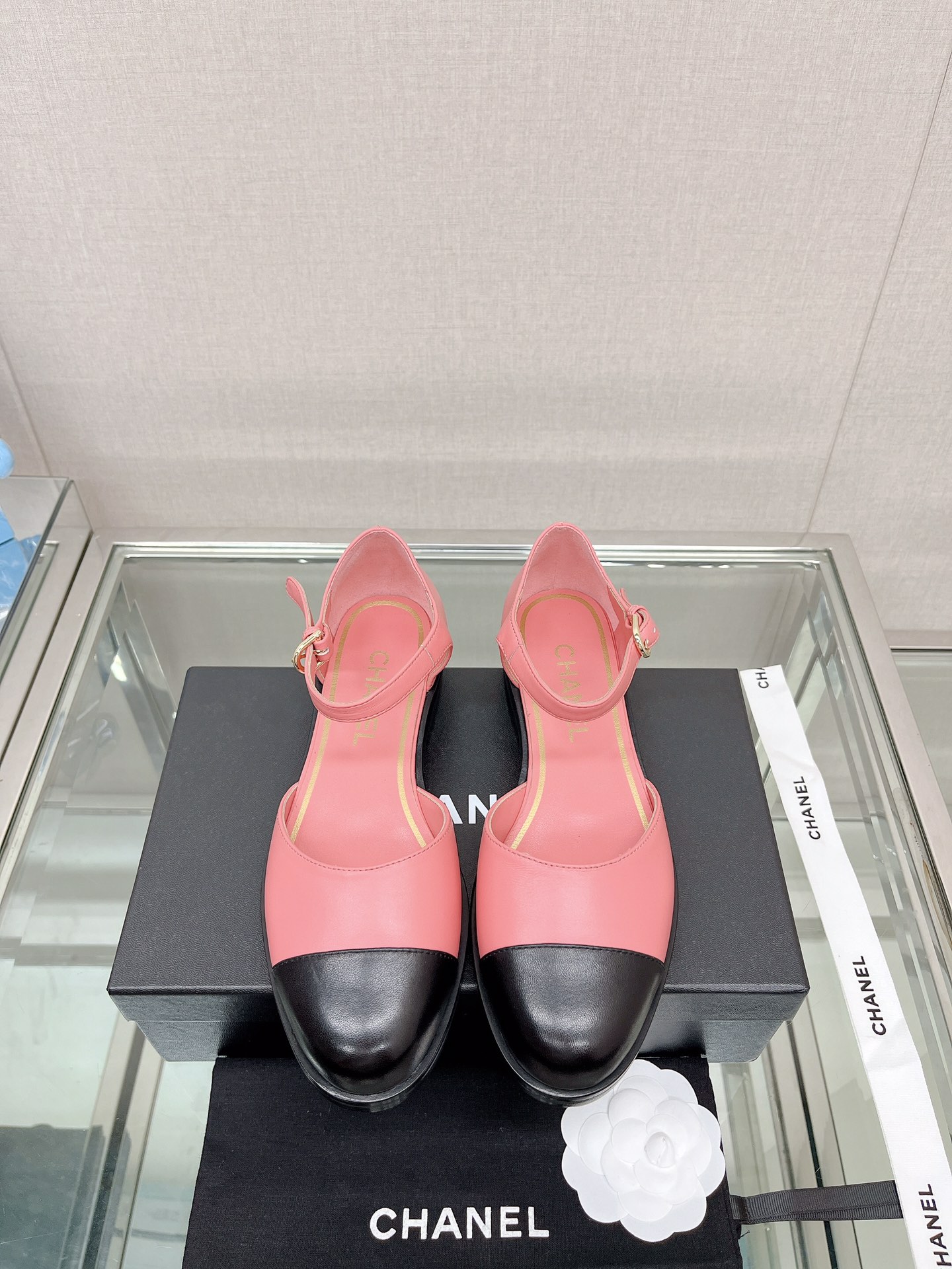 CHANEL 23Ss small incense thick bottom Mary Jane hollow sandals imported lambskin