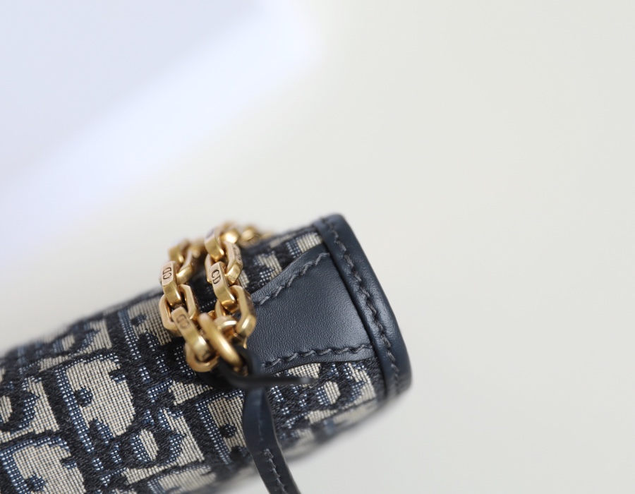 Dior addict blue