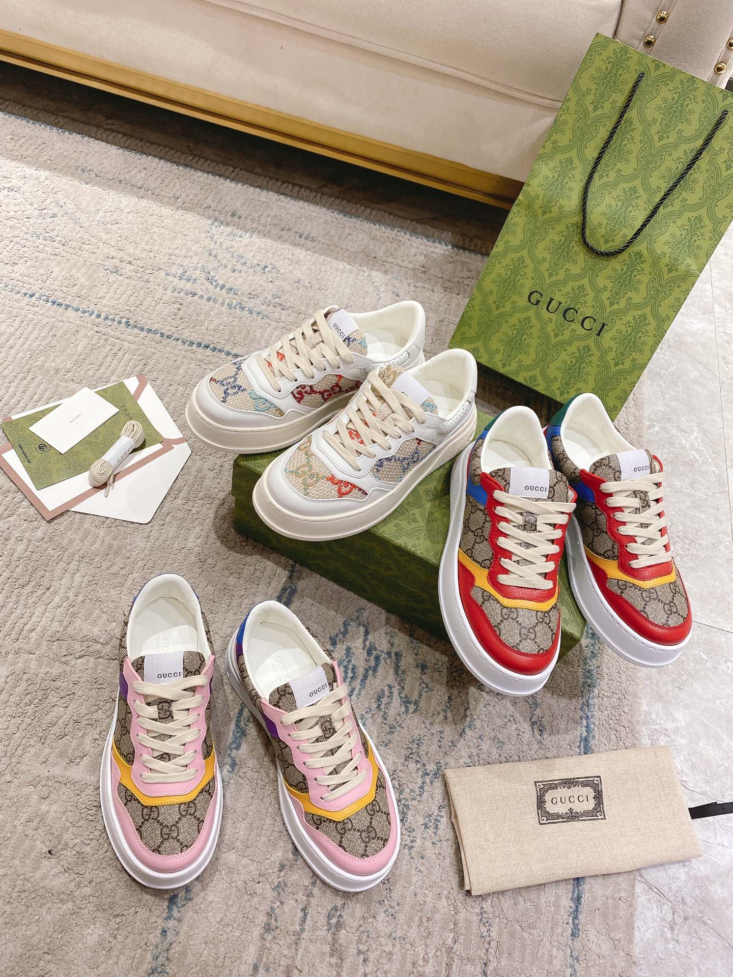 Gucci 𝟐𝟎𝟐𝟐ss new couple models 💑 full series of thick-soled white shoes