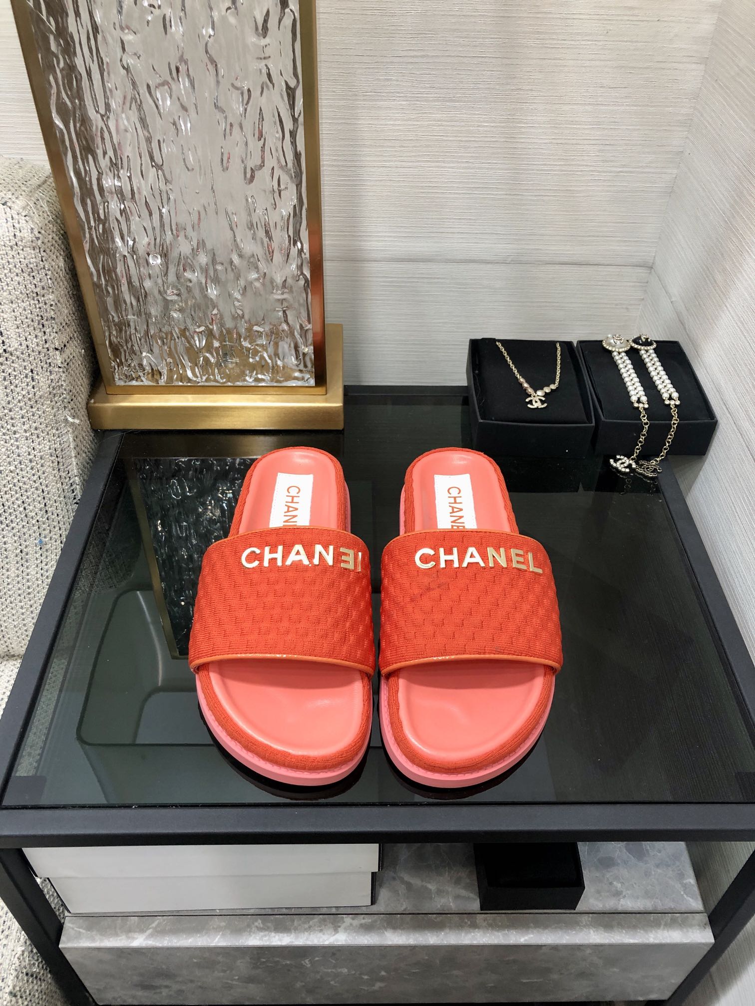 CHANEL 2022 early spring latest honey slippers fashion versatile series imported sheepskin cushioned feet