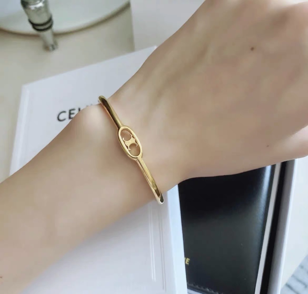 Céline bracelet