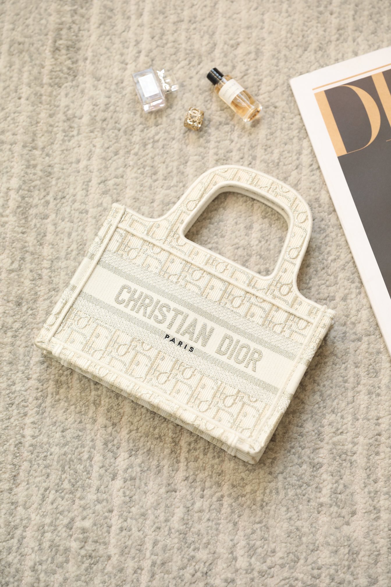 DIOR TOTE🎗 Gold
