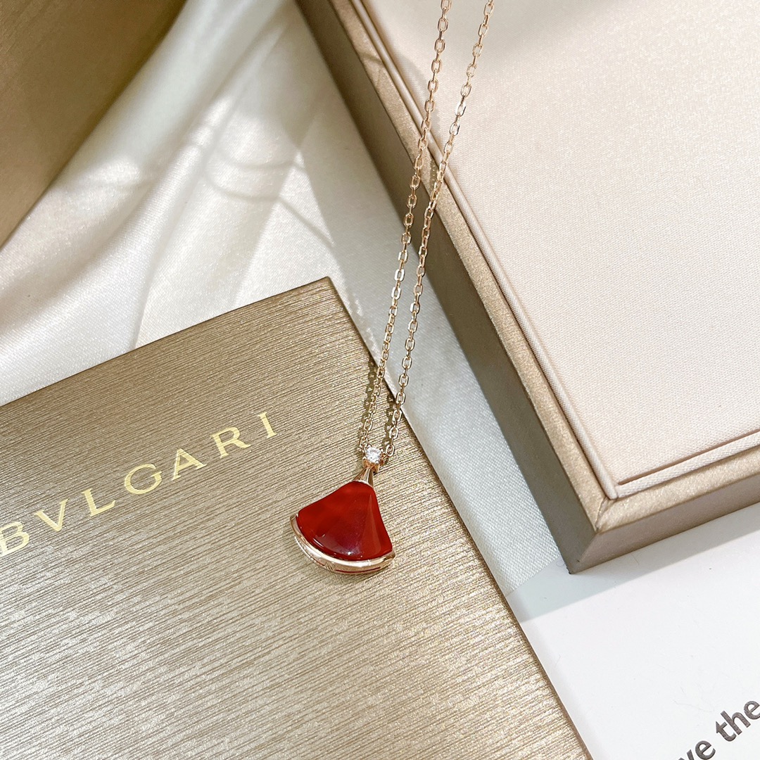 BVLGARI necklace