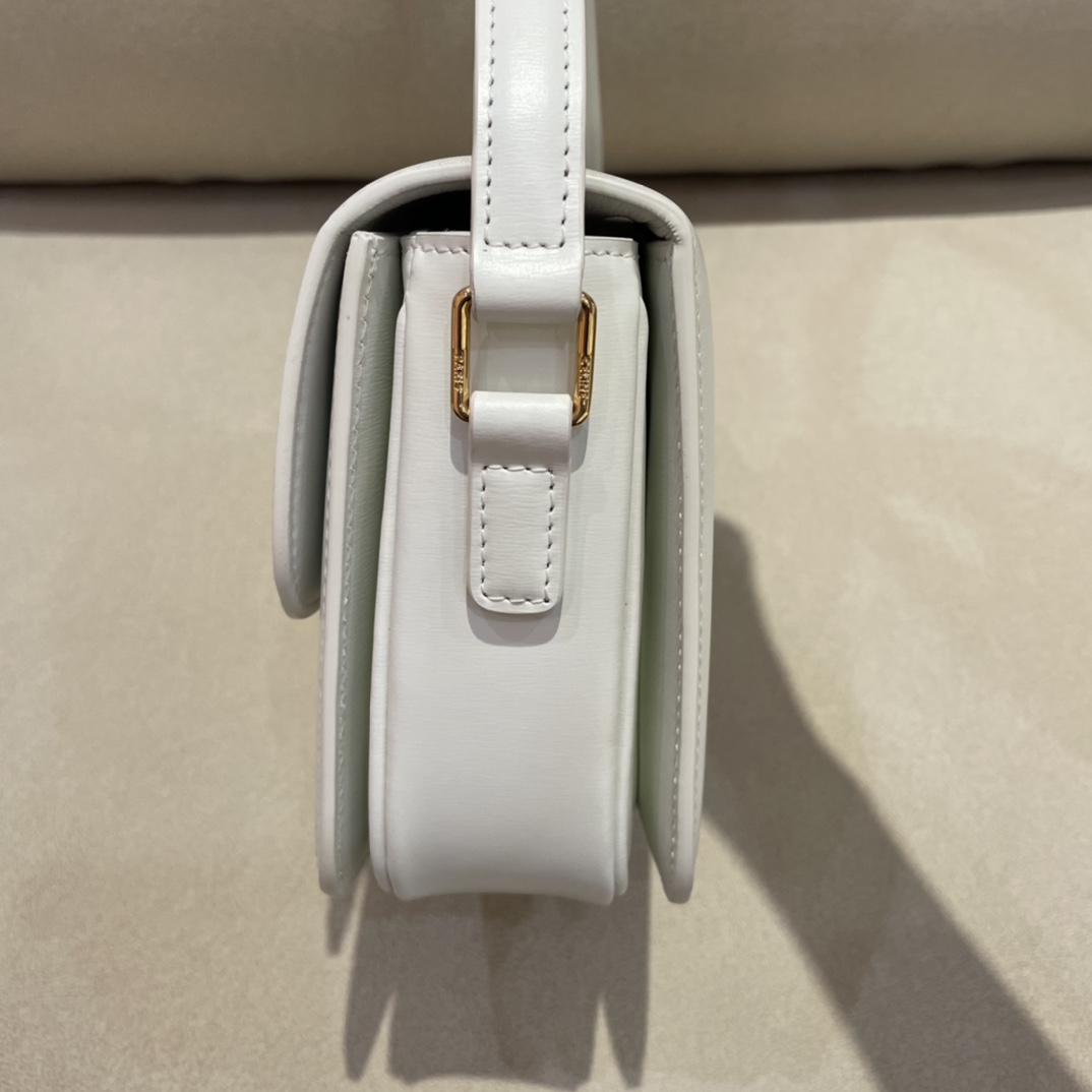𝐂𝐞𝐥𝐢𝐧𝐞 Triomphe teen 18.5cm
