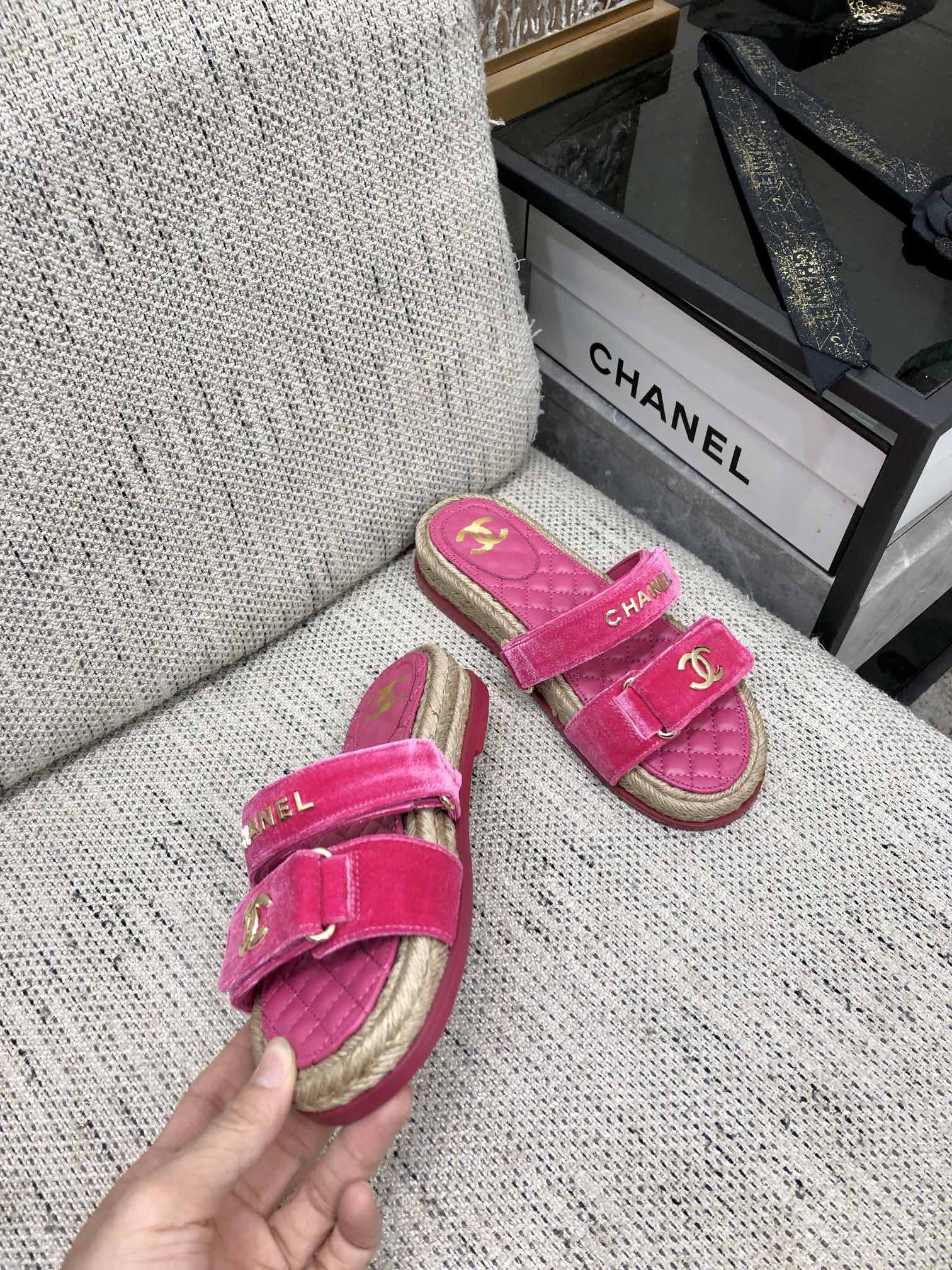 CHANEL 2023 spring and summer latest woven velcro slippers Italy imported multi-layer leather outsole