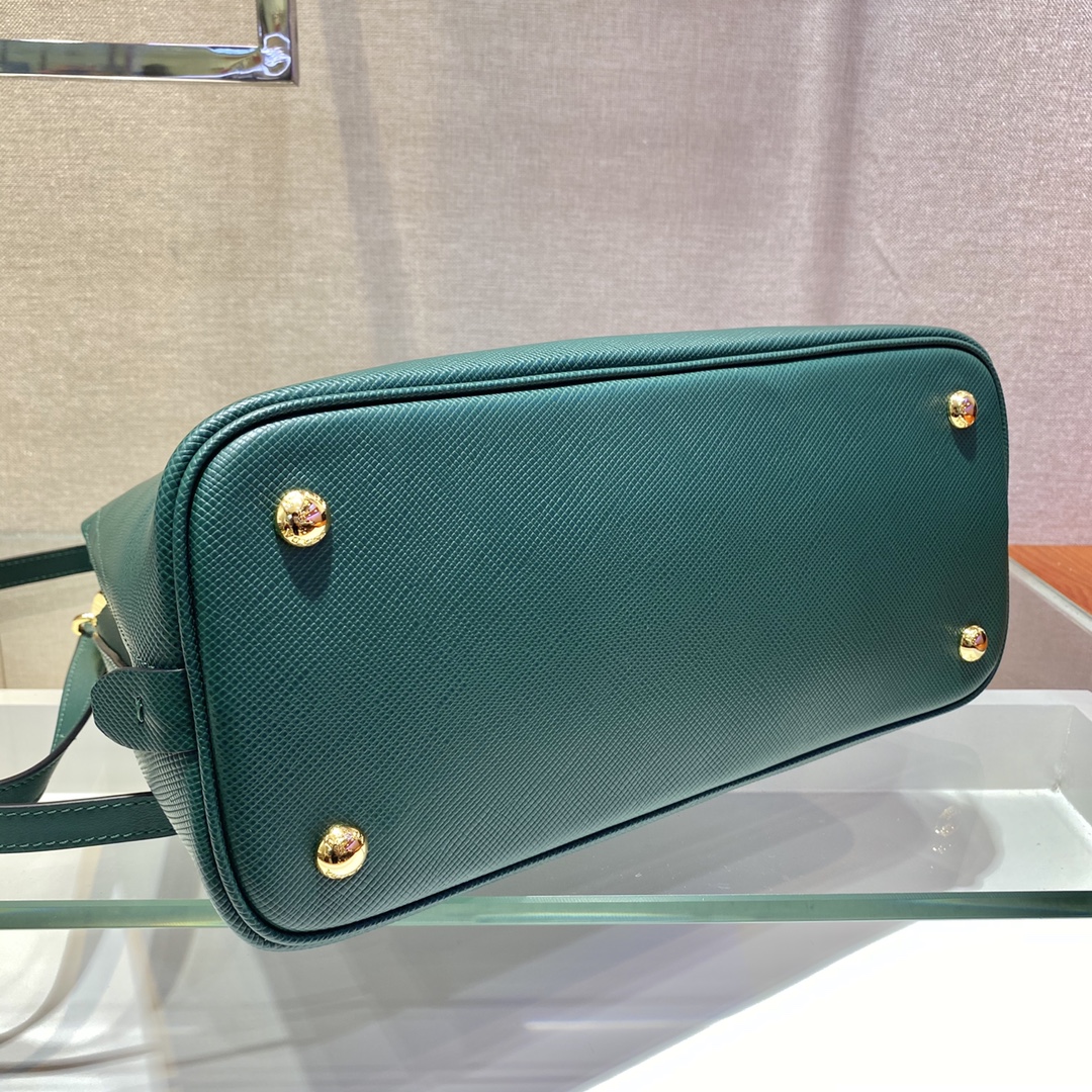 𝐏𝐑𝐀𝐃𝐀 Morning Handbag 1BA295