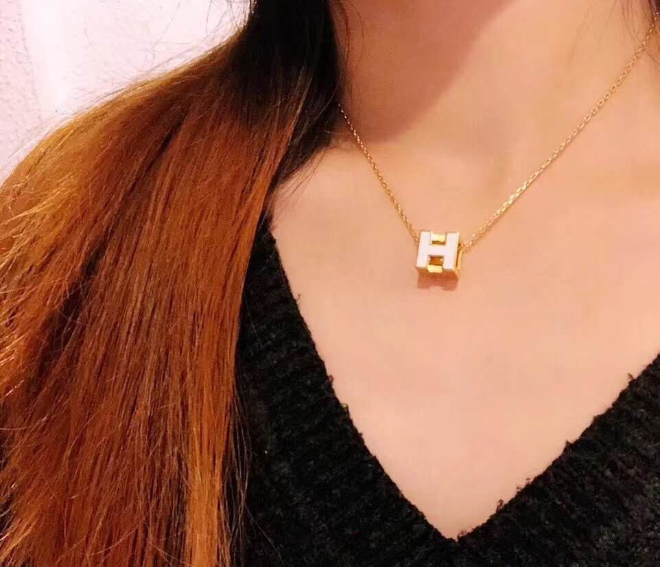 Hermes necklace