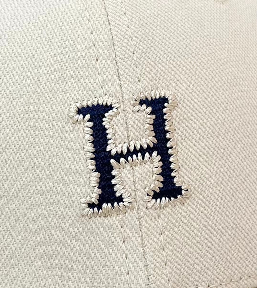 Balenciaga new plain baseball cap sweet cool baseball cap