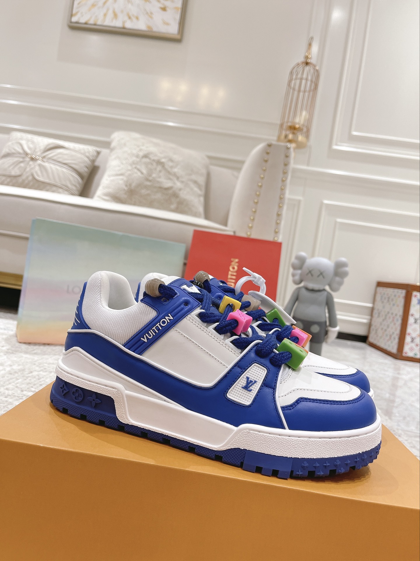 Louis Vuitton couple models DIY buckle sneakers sneakers