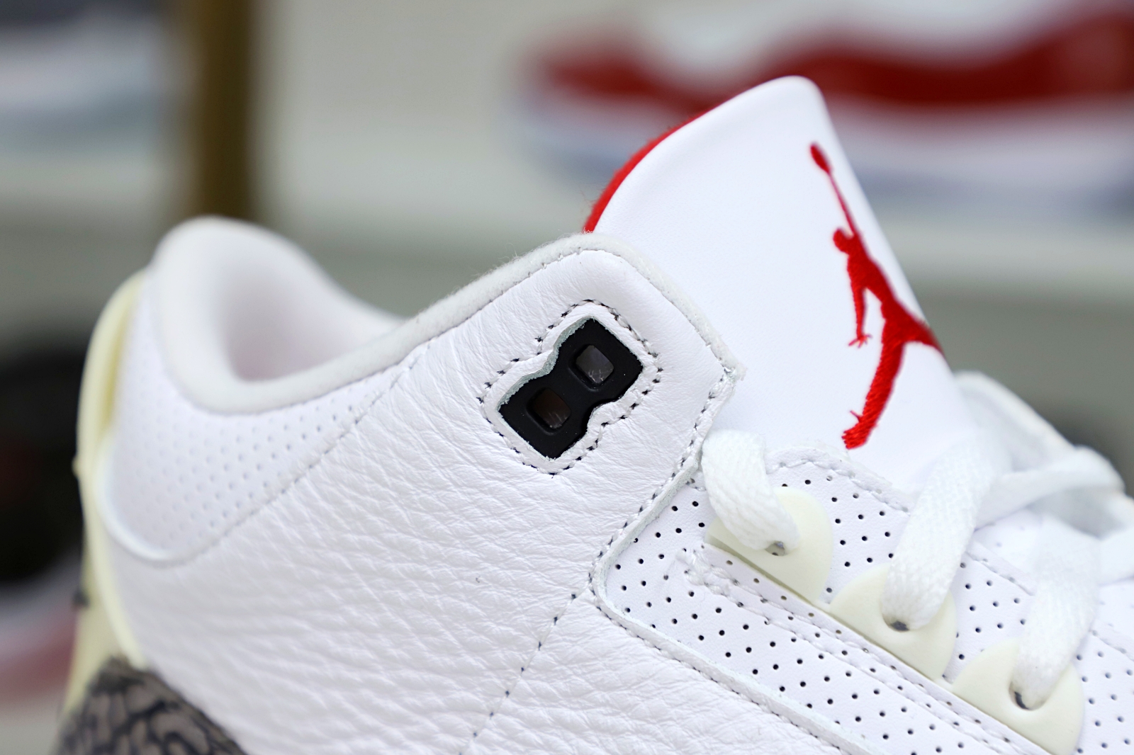 AIR JORDAN 3 WHITE CEMENT REIMAGINED