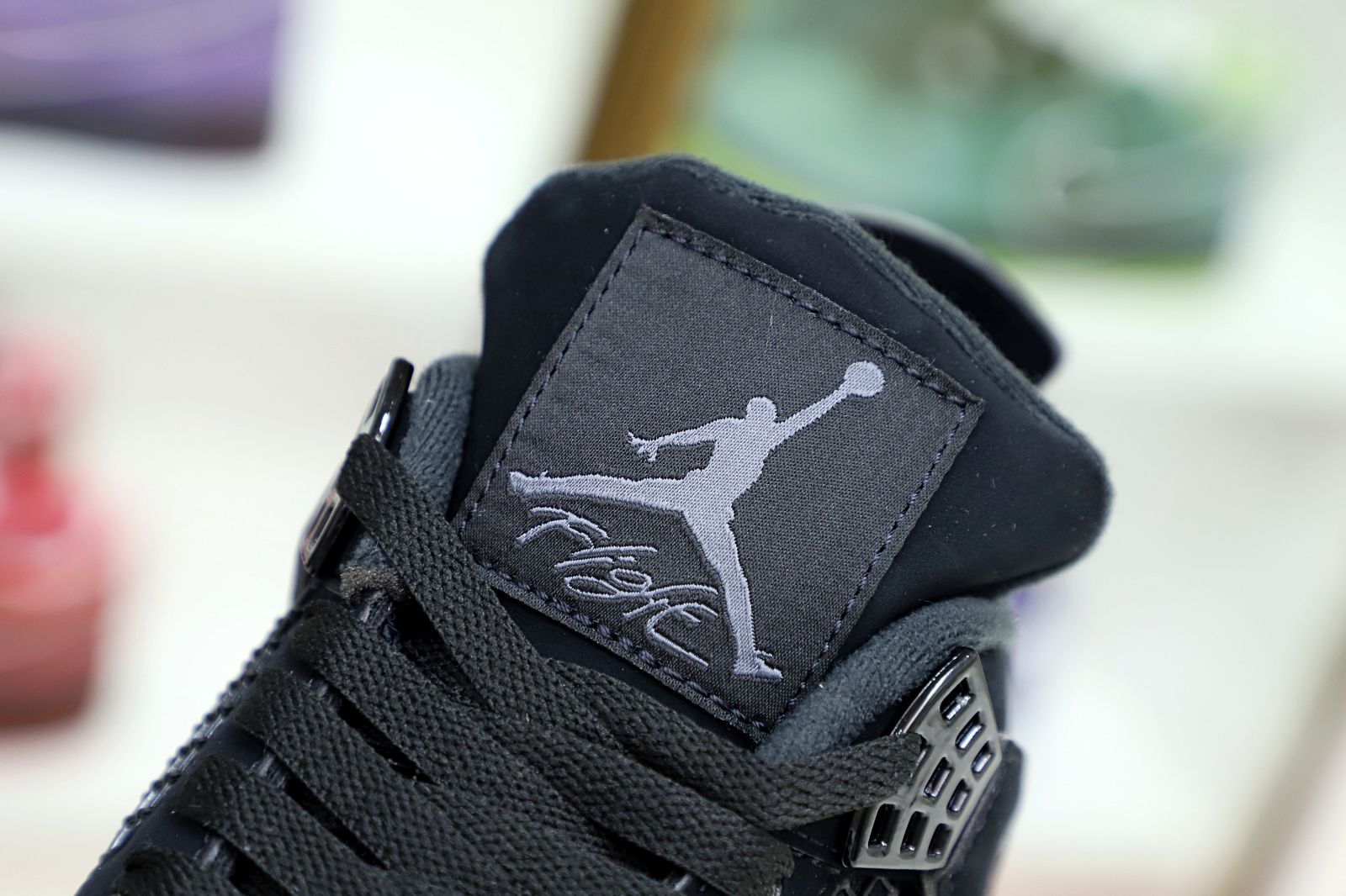 AIR JORDAN 4 RETRO BLACK CAT 2020