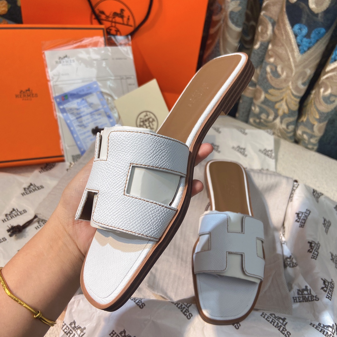 Hermes slippers