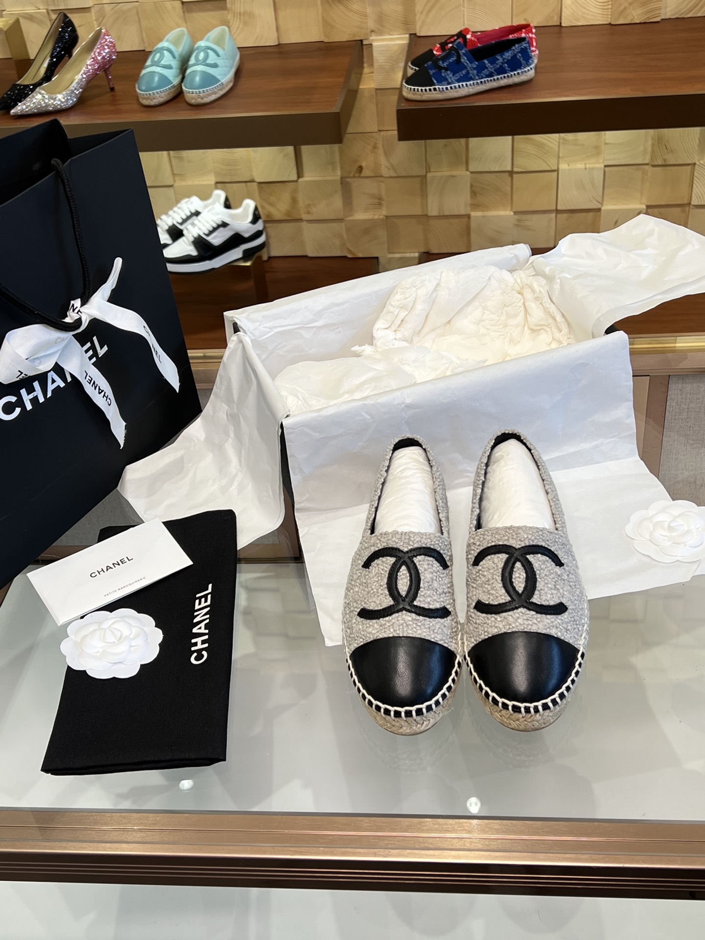 CHANEL fisherman shoes Chanel classic version of the original injection of rubber translucent rubber original color hemp sole