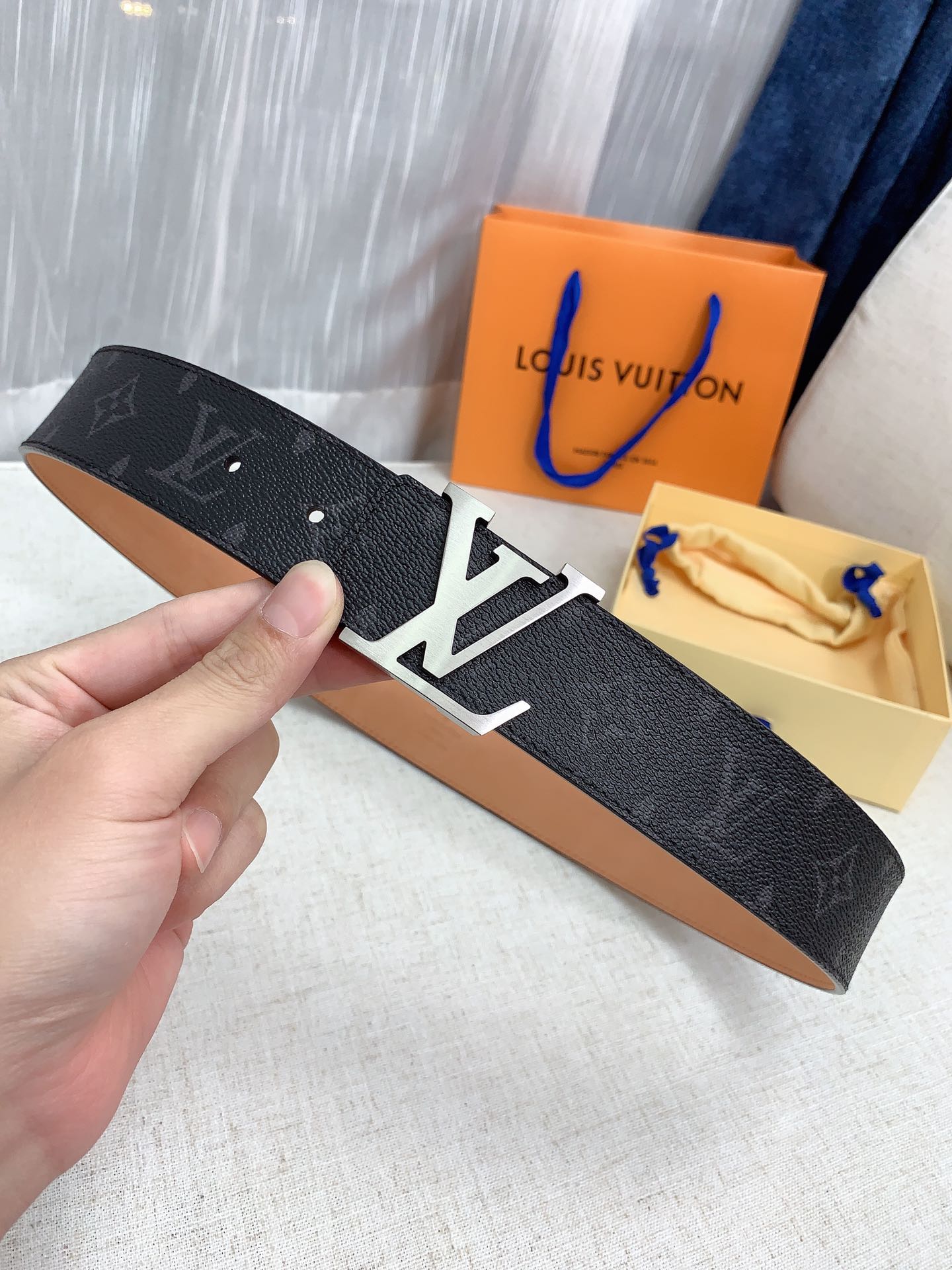 LOUIS VUITTO genuine integrated casting hardware