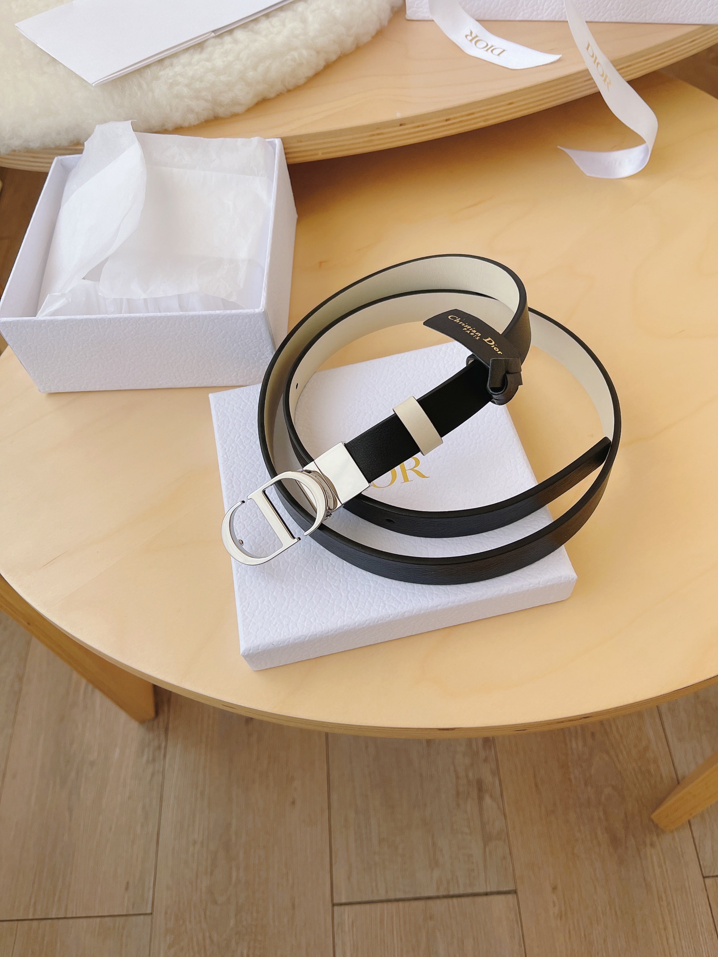 Dior new 2.0Montaigne