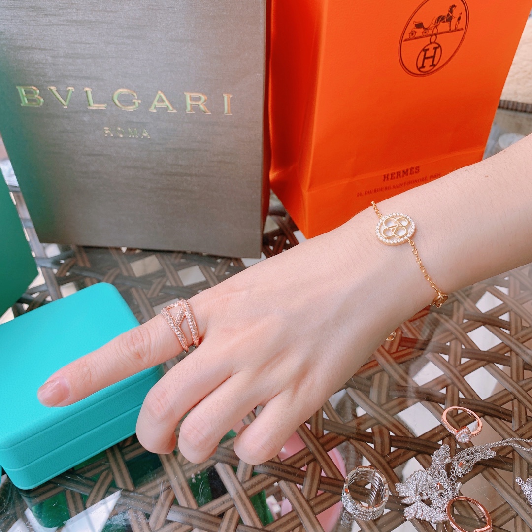 Hermes Rings