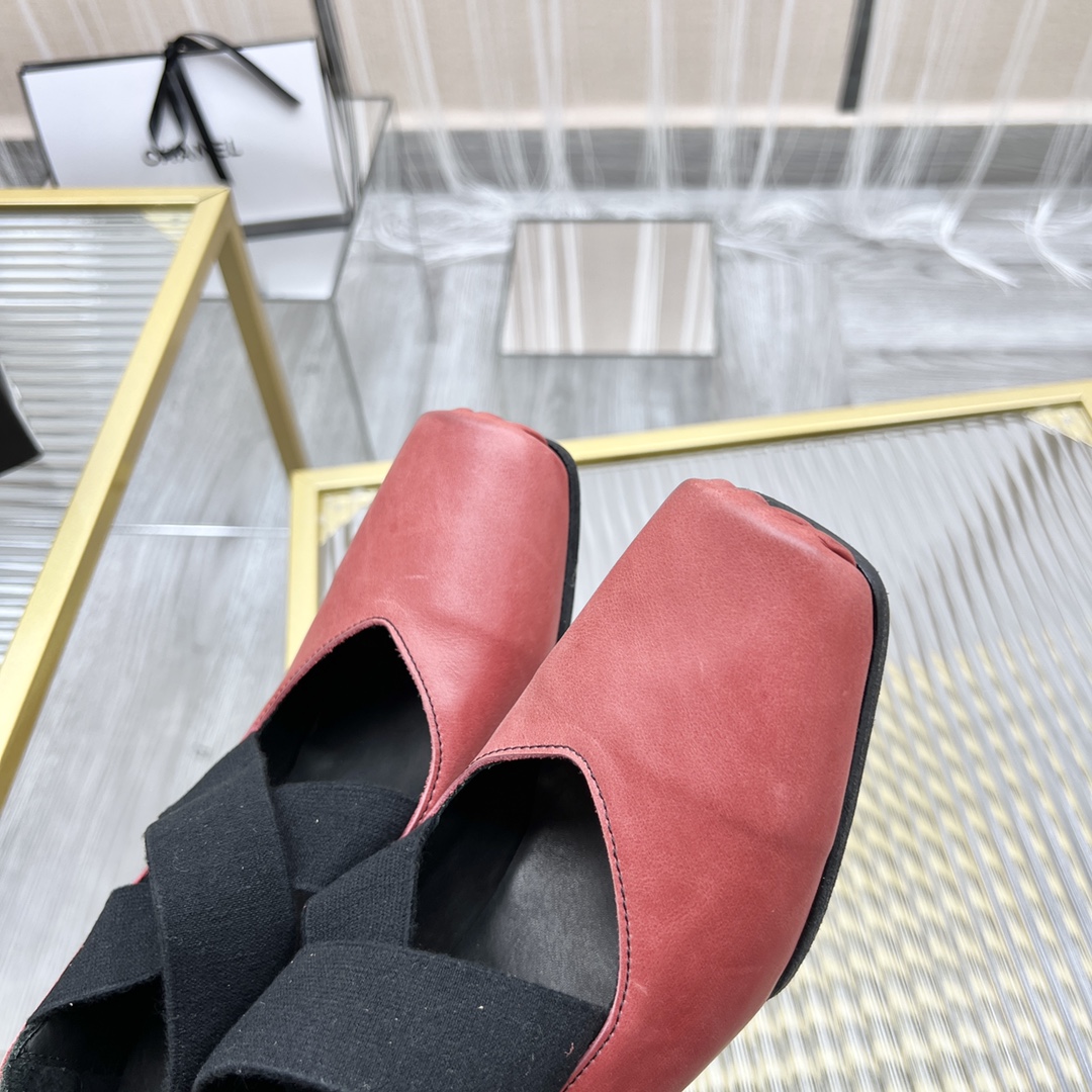 𝐔𝐌𝐀 𝐖𝐀𝐍𝐆｜𝟐𝟎𝟐𝟑/𝐒𝐒 𝐧𝐞𝐰  UMA WANG classic models retro do old ballet shoes