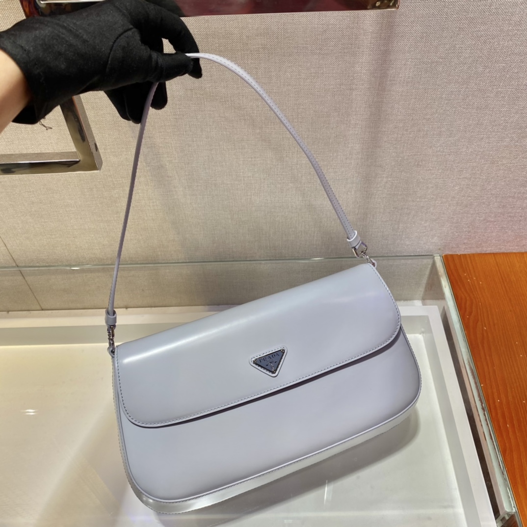 𝐏𝐑𝐀𝐃𝐀 New long underarm bag