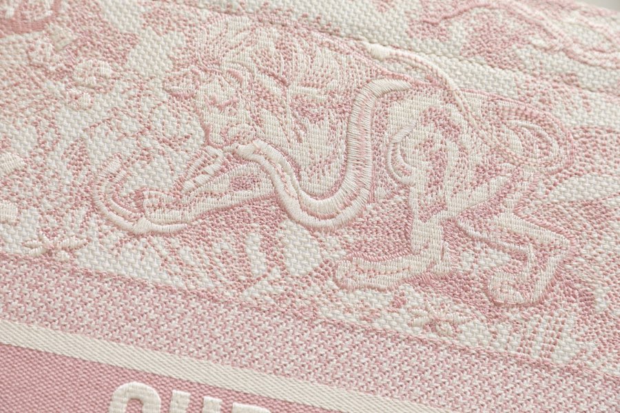 DIOR TOTE Pink Tiger