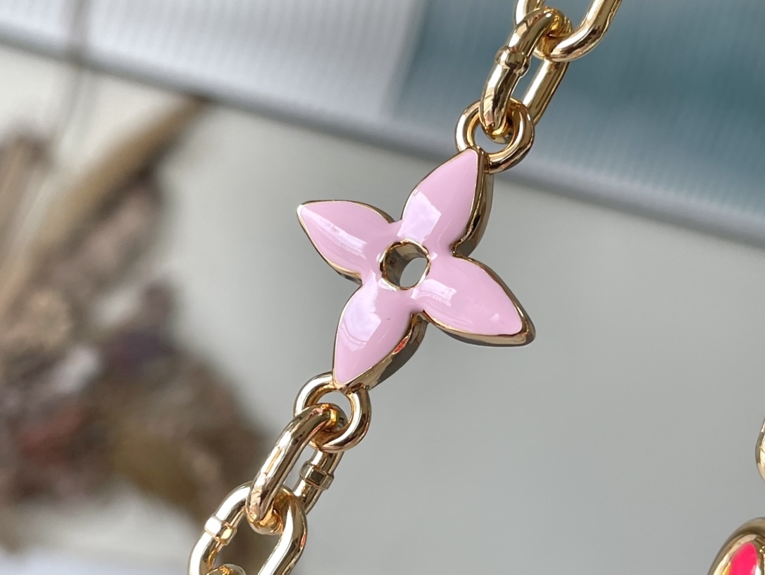 𝐋𝐎𝐔𝐈𝐒 𝐕𝐔𝐈𝐓𝐓𝐎𝐍 M22375 Pink Capucines