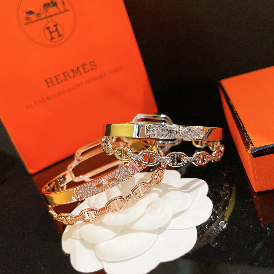 Hermes bracelet